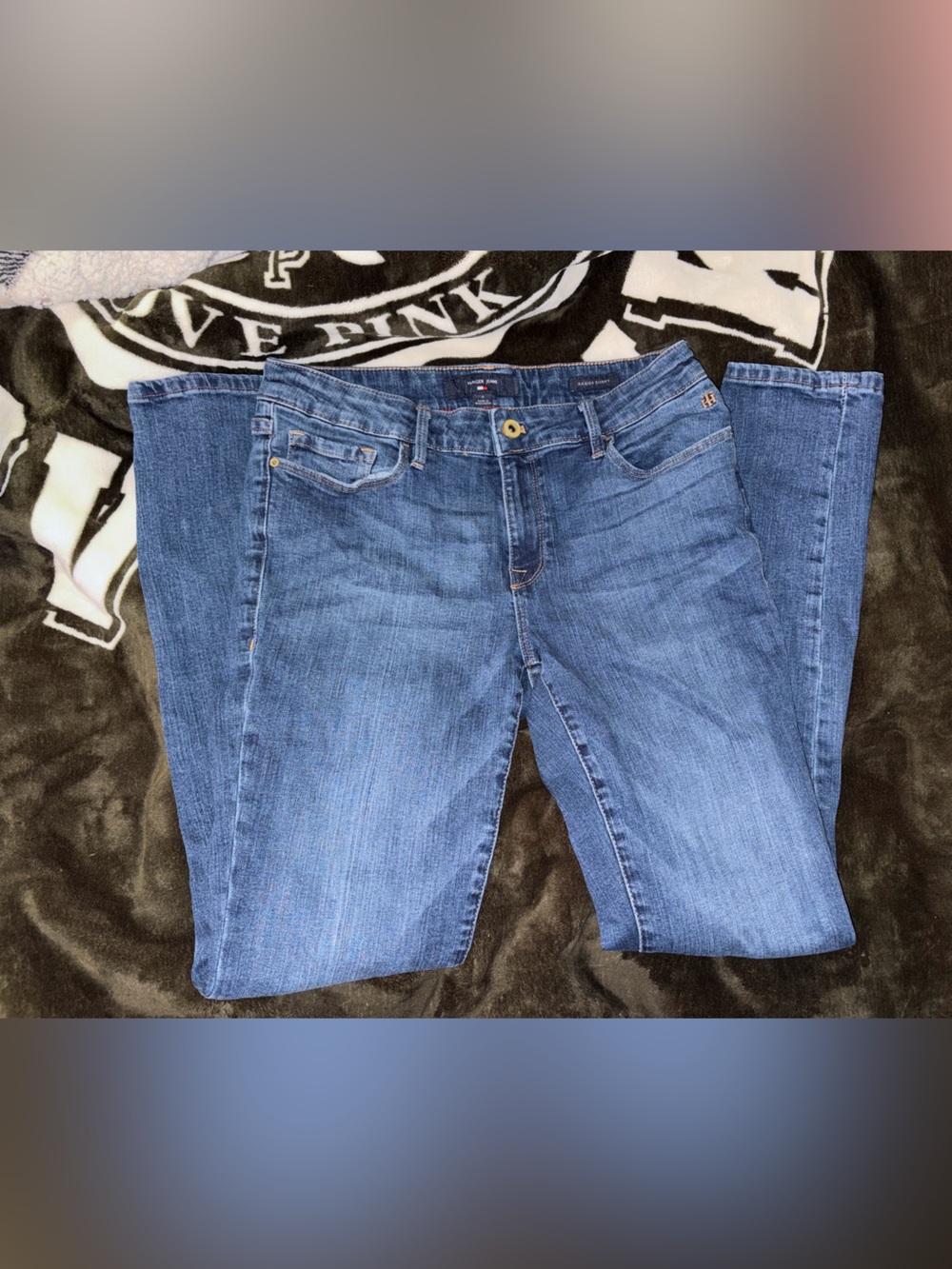 Tommy Hilfiger Women's Raleigh Skinny Jeans in Blue Denim